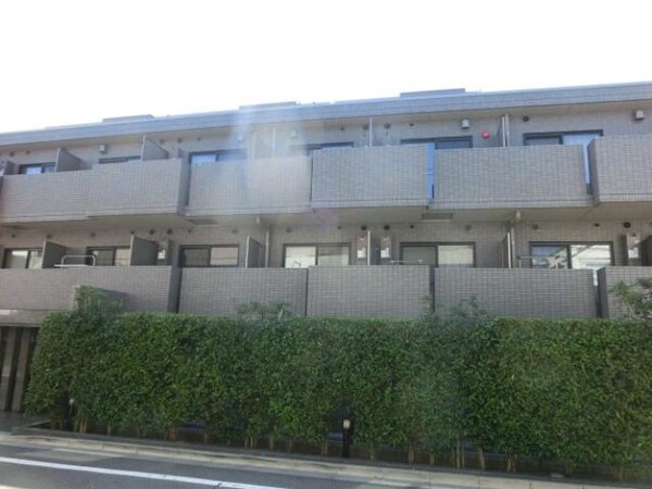 外観(人気の分譲マンションです)