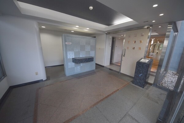 エントランス(★安心のオートロック付エントランスです★)