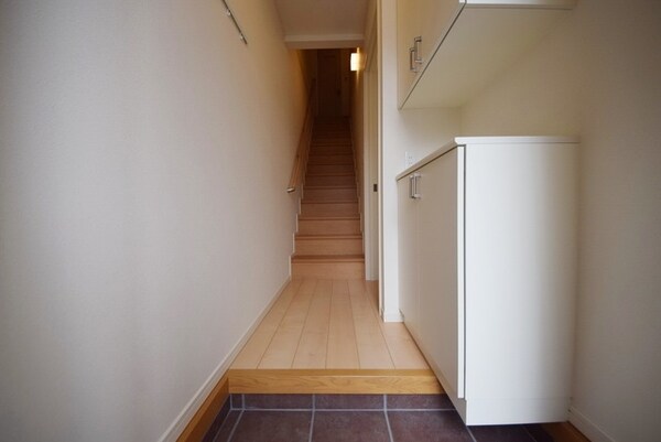 玄関(★シューズボックス付き★)