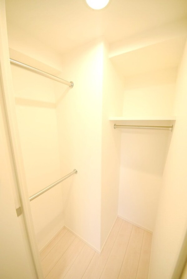 収納(☆ウォークインクローゼット☆☆別部屋参照用画像☆)