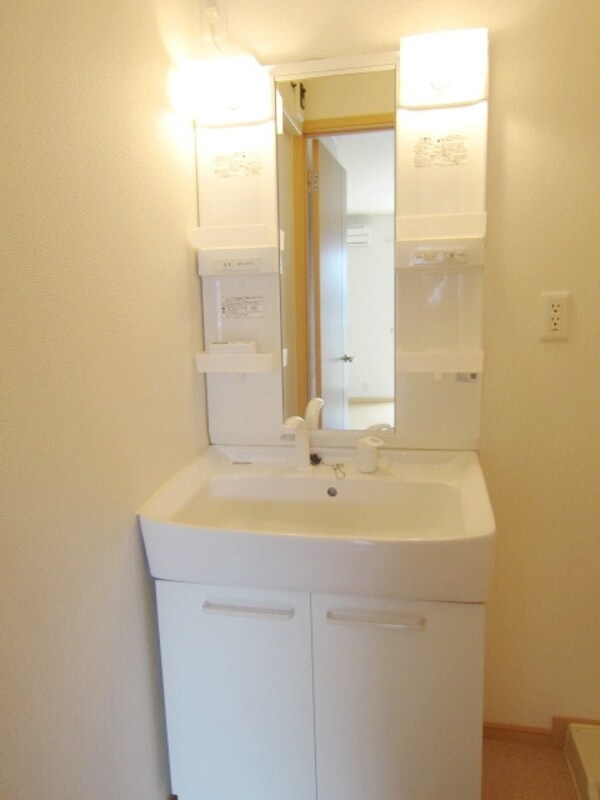 洗面(★独立洗面台で朝の身支度も便利です★)