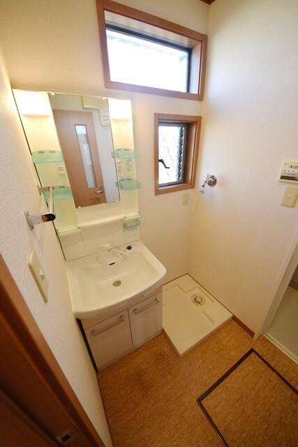 洗面(別号室参考写真)