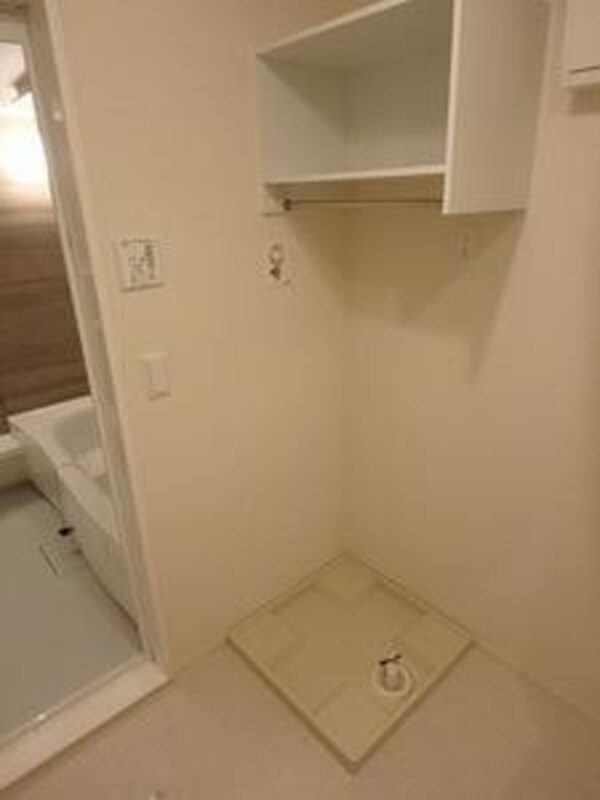 設備(洗濯機置き場)