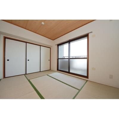 物件内観写真4　(★和室６帖★)