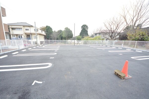 駐車場(駐車場)