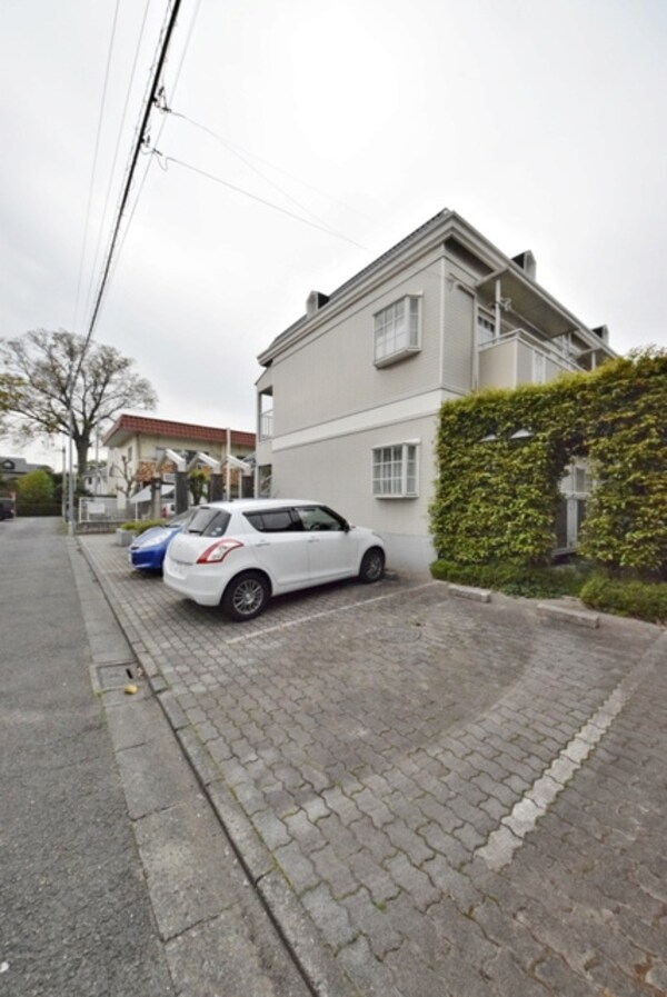 駐車場(★駐車場★)