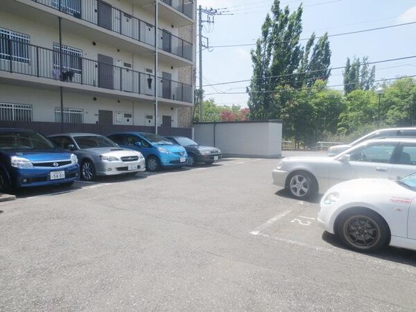 駐車場(★駐車場★)