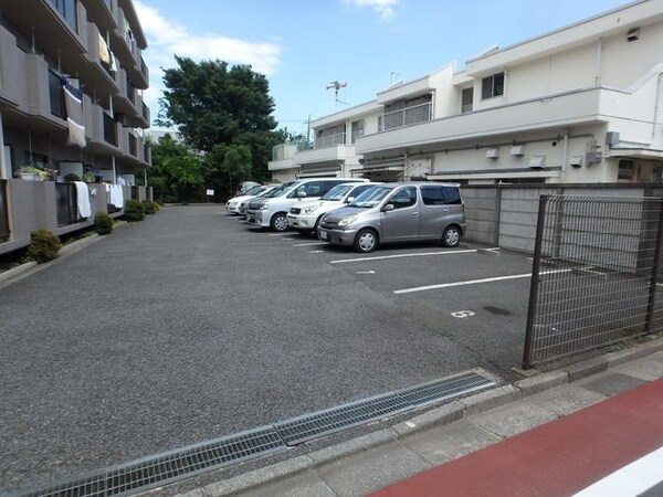駐車場(★敷地内駐車場★)
