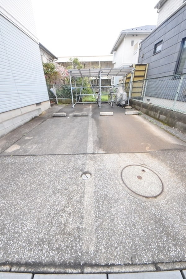 駐車場(駐車場)