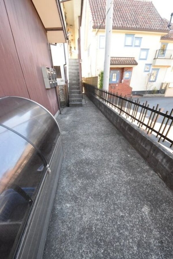 エントランス(外観・共用部分)
