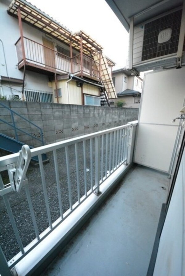 設備(室外洗濯機置き場)