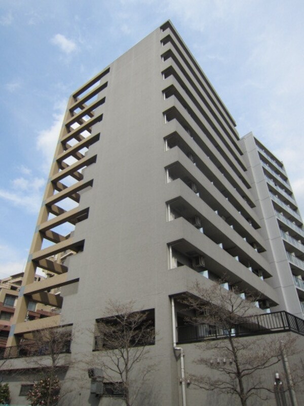 外観(タウンハウジング府中店まで)