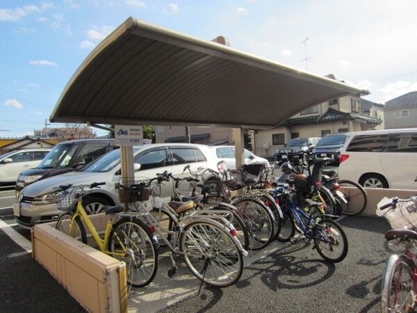 その他(★屋根付きで愛車を雨から守れます★)