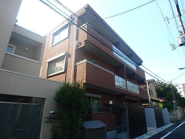 外観(静かな住環境)