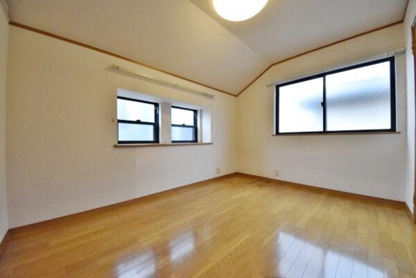リビング・居室(★全室角部屋の２面採光★)