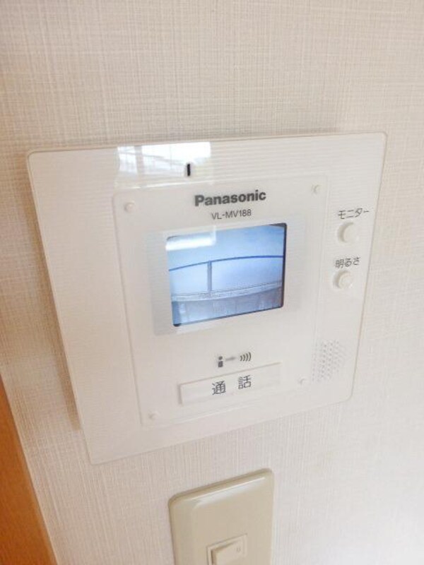 セキュリティ(★安心のモニタ付きのドアホンです★)