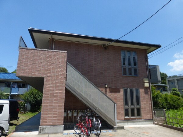 外観(★閑静な住宅街の築浅アパートです★)