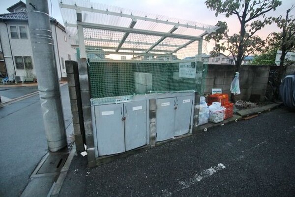 共有部分(★敷地内ゴミ置き場です★)
