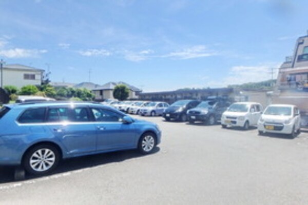 駐車場(★)