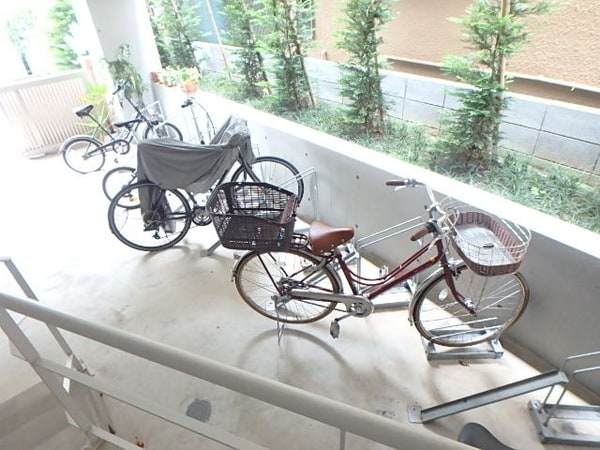 駐車場(駐輪場)