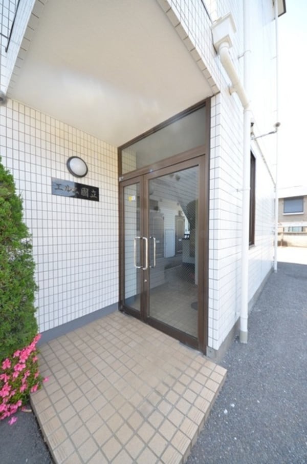 エントランス(外観・共用部分)