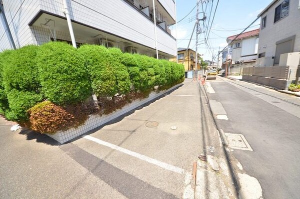 駐車場(外観・共用部分)