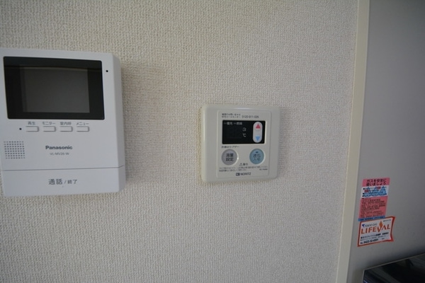 設備(給湯機)