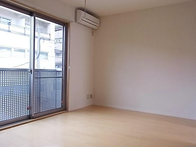 物件内観写真20　(★明るい洋室★)