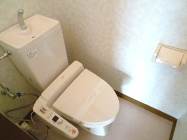 トイレ(別部屋参考写真)