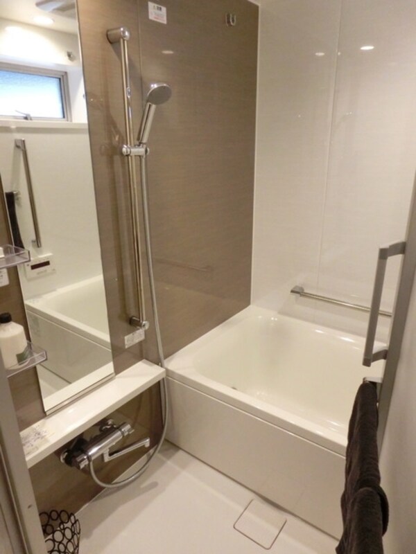 バス／シャワールーム等(★浴室乾燥機付きバスルーム★)