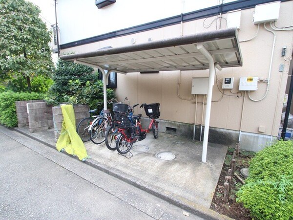 駐車場(駐輪場)