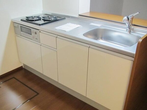 キッチン(★グリル付き２口コンロ♪広めのシステムキッチン★)