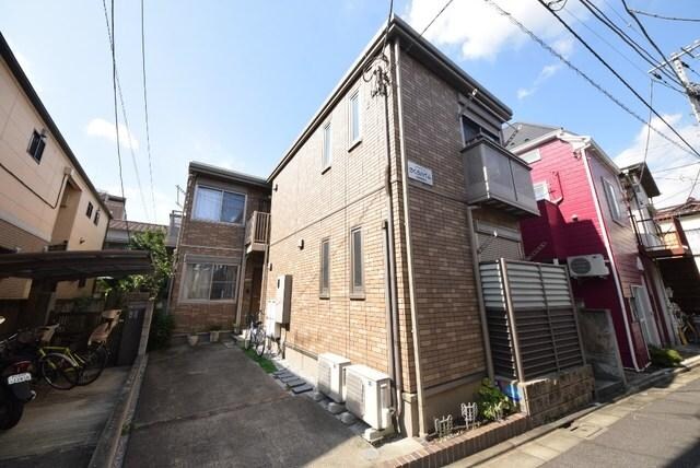 物件外観写真1　(閑静な住宅街です)