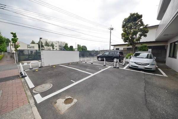 駐車場(駐車場)
