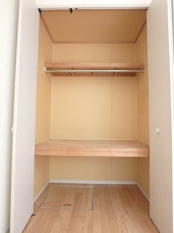 収納(収納スペース)