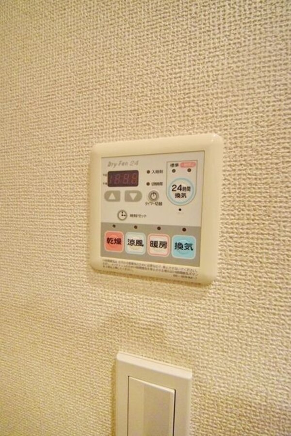 設備(浴室乾燥機)