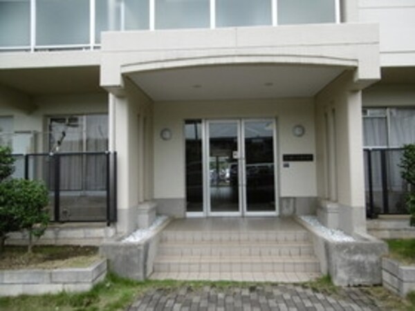 エントランス(エントランス)