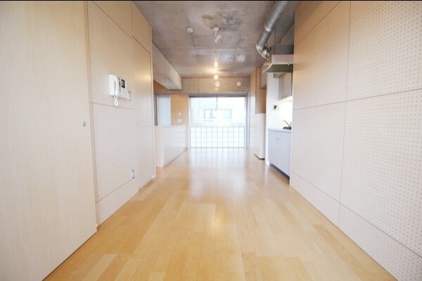 リビング・居室(★13.8帖の広々洋室です★)