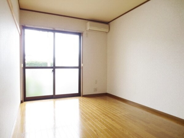 リビング・居室(★南向き★)