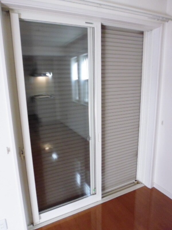 設備(★防犯シャッター完備★)