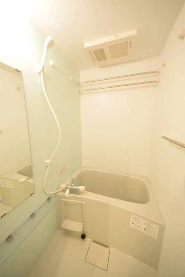 バス／シャワールーム等(★バスルーム★)