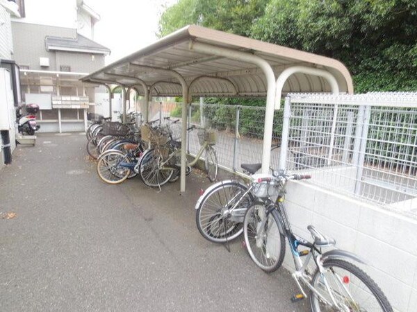 駐車場(★屋根付駐輪場★)