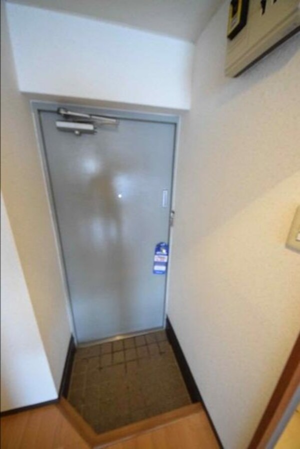 玄関(室内・室内設備)