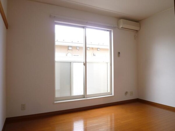 眺望(明るい室内)