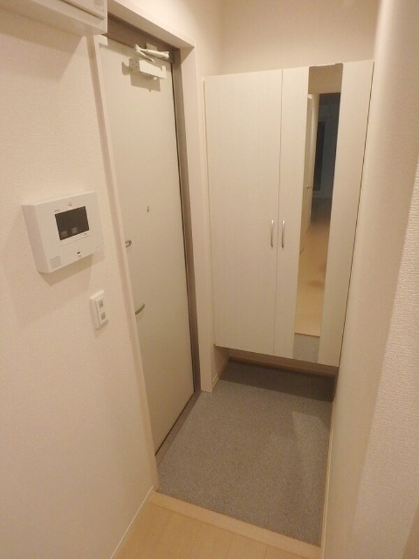 玄関(★お問い合わせはタウンハウジング府中店まで★)