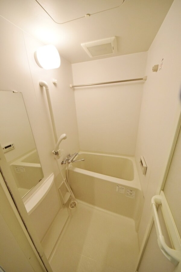 バス／シャワールーム等(★バスルーム★)