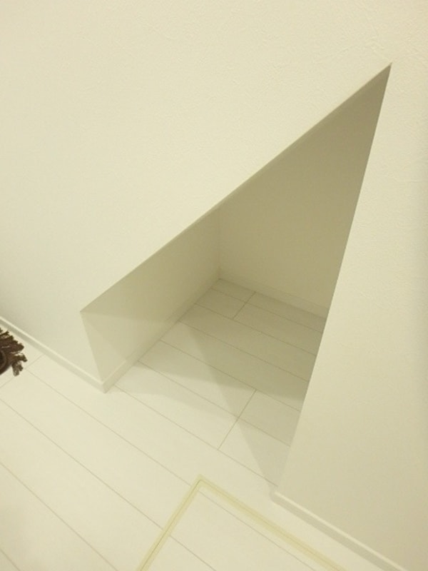 その他(階段下収納)