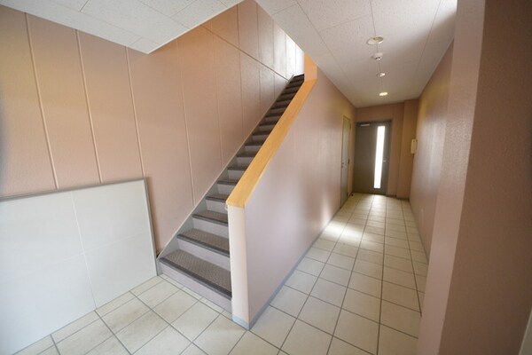 エントランス(エントランス)