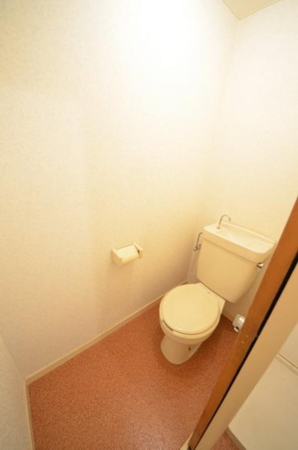 トイレ(♪トイレも大切な空間です！♪)