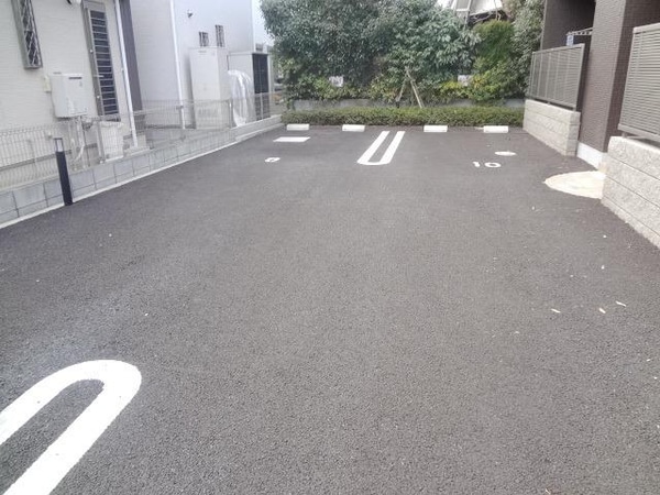 駐車場(☆敷地内駐車場も広々☆)